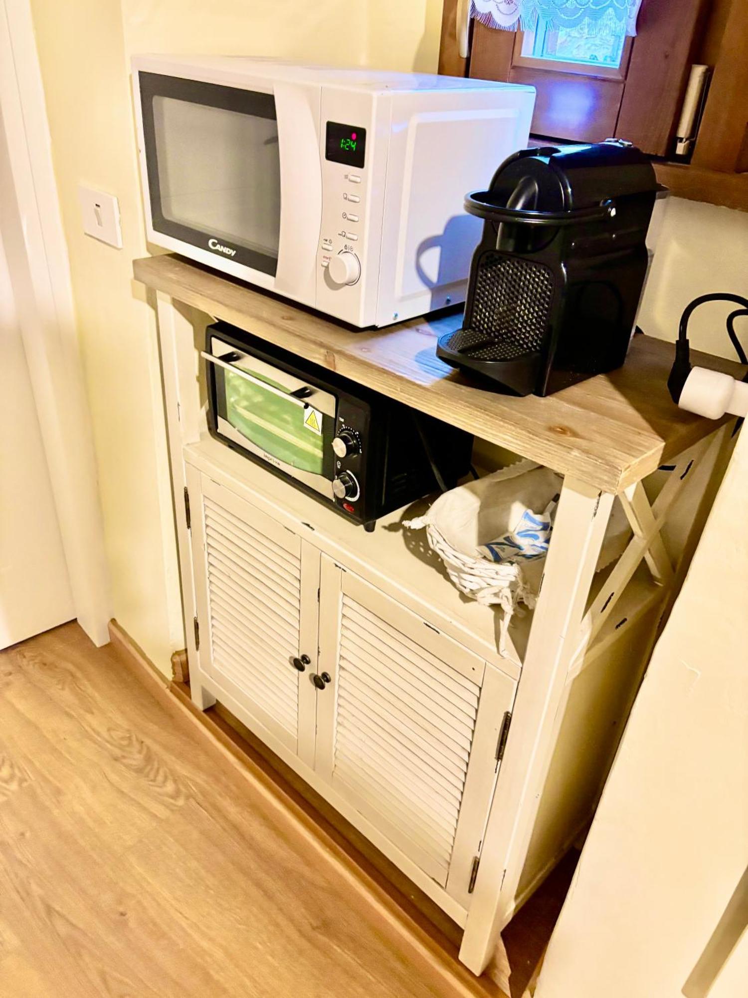 グッビオRed Houseアパートメント エクステリア 写真