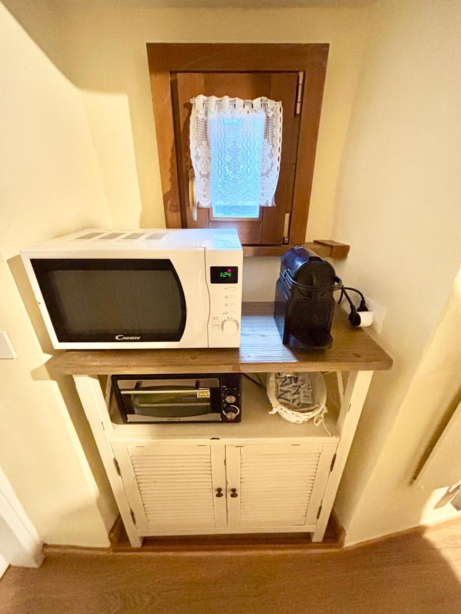 グッビオRed Houseアパートメント エクステリア 写真
